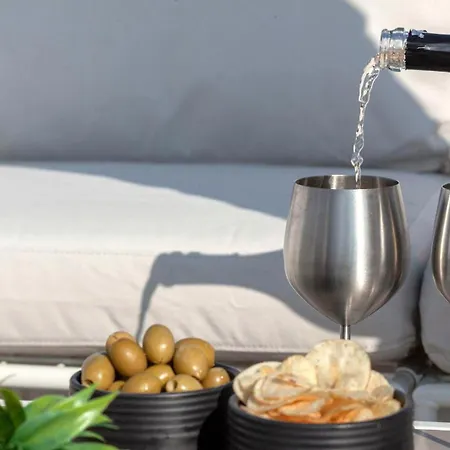 Charming Boutique Inn *