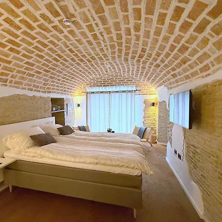 Charming Boutique Inn