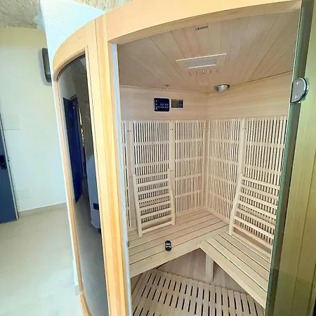 Charming Boutique Villalfonsina