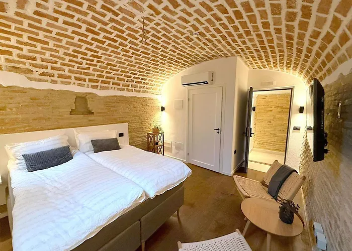 Charming Boutique Villalfonsina